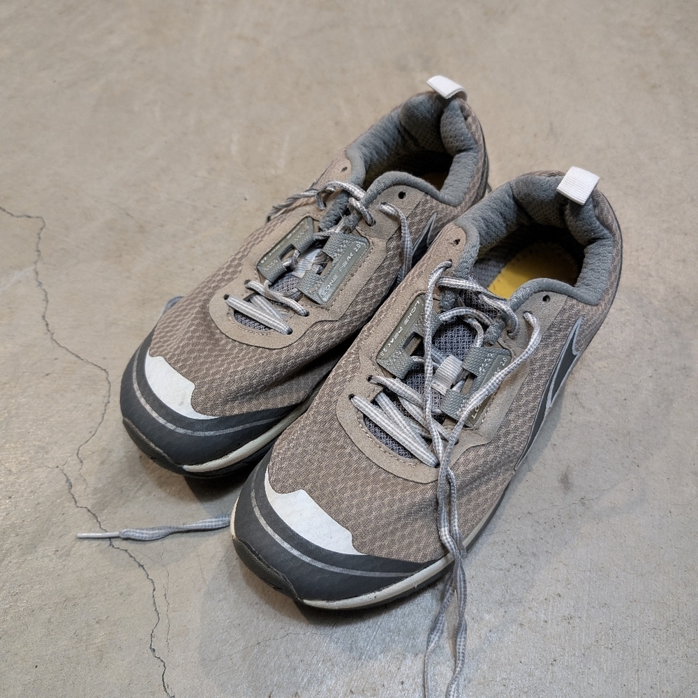 Altra Women's Tan Gray Athletic Shoes